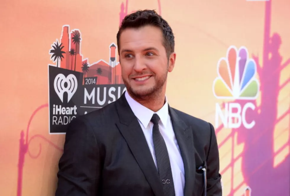 Luke Bryan Has A Unique Christmas Tradition