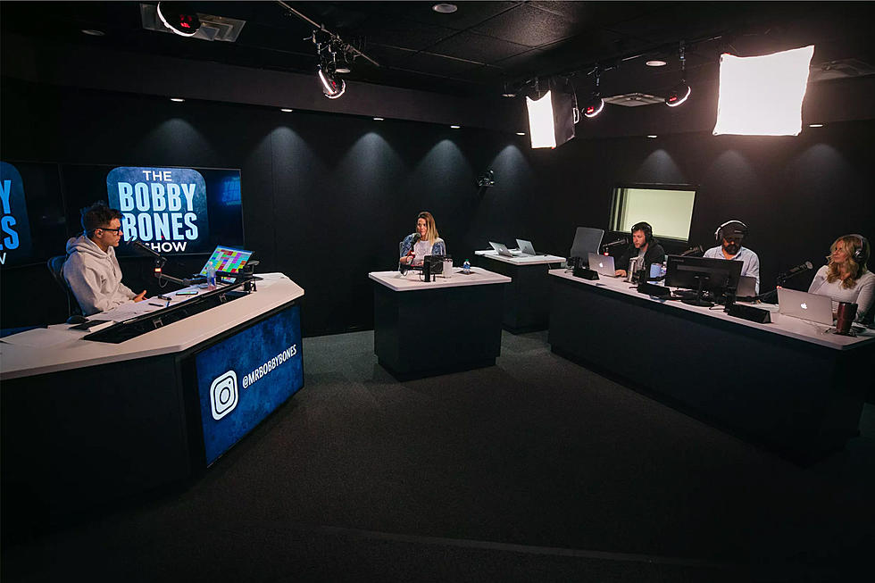 You Can Now Watch The Bobby Bones Show Live On The Bull