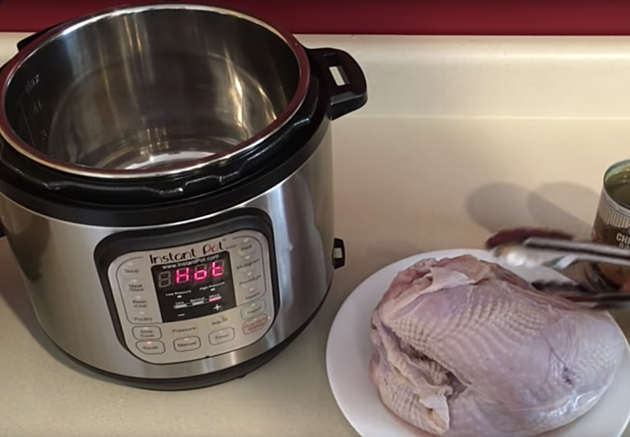 How To Make Your Thanksgiving Dinner In Just One Pot