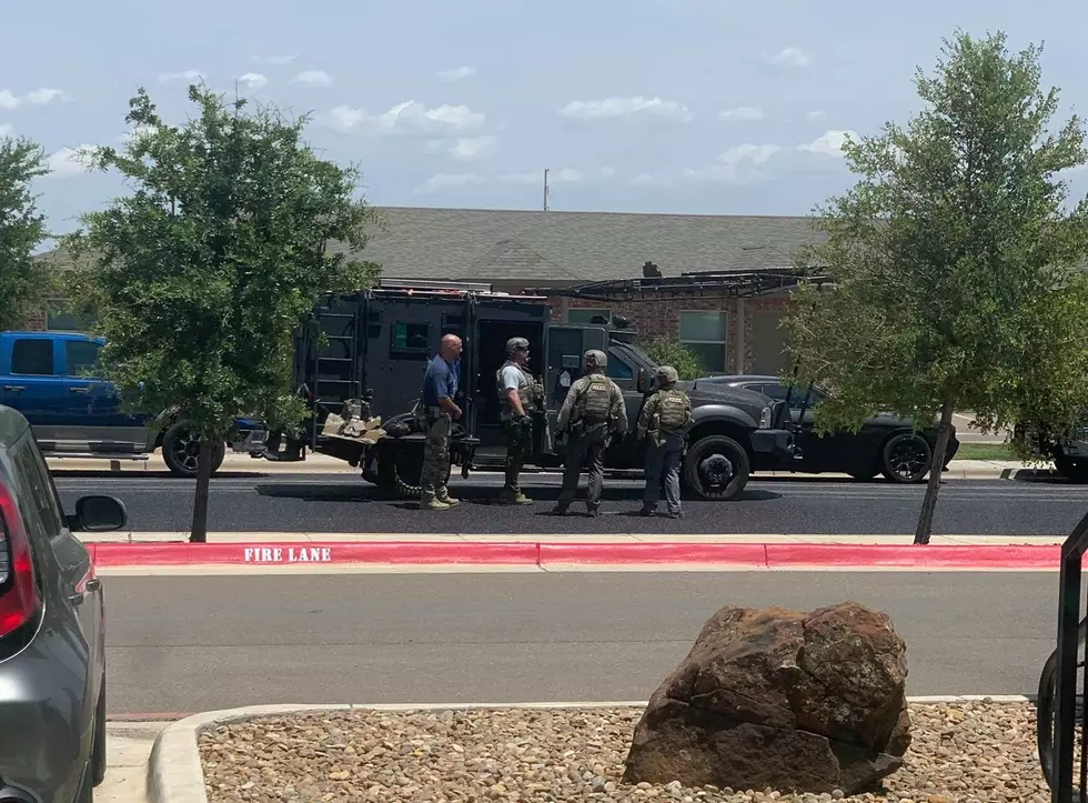 UPDATE: Amarillo SWAT Team on the Scene of Barricade Situation