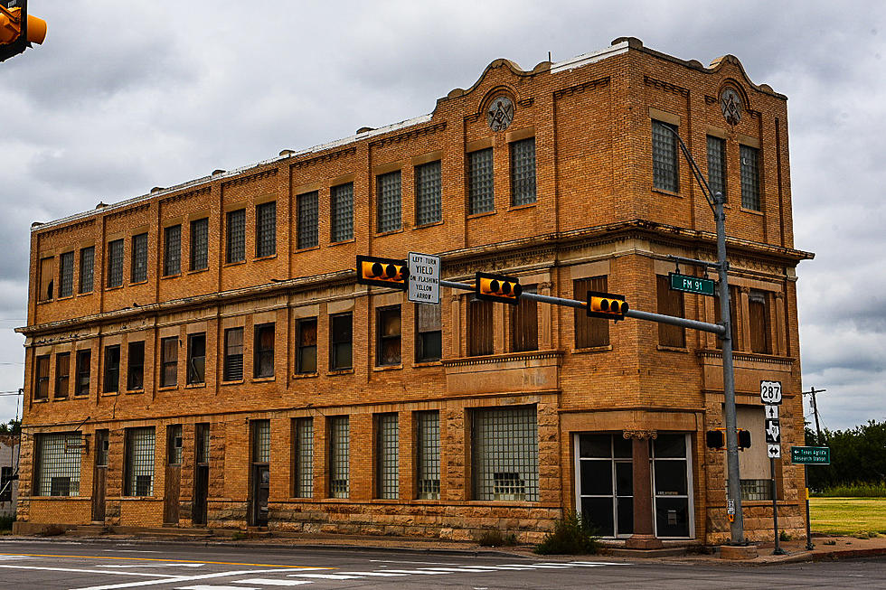 Ever Been To The Iris Village? Chillicothe Is More Than A Stop on US 287