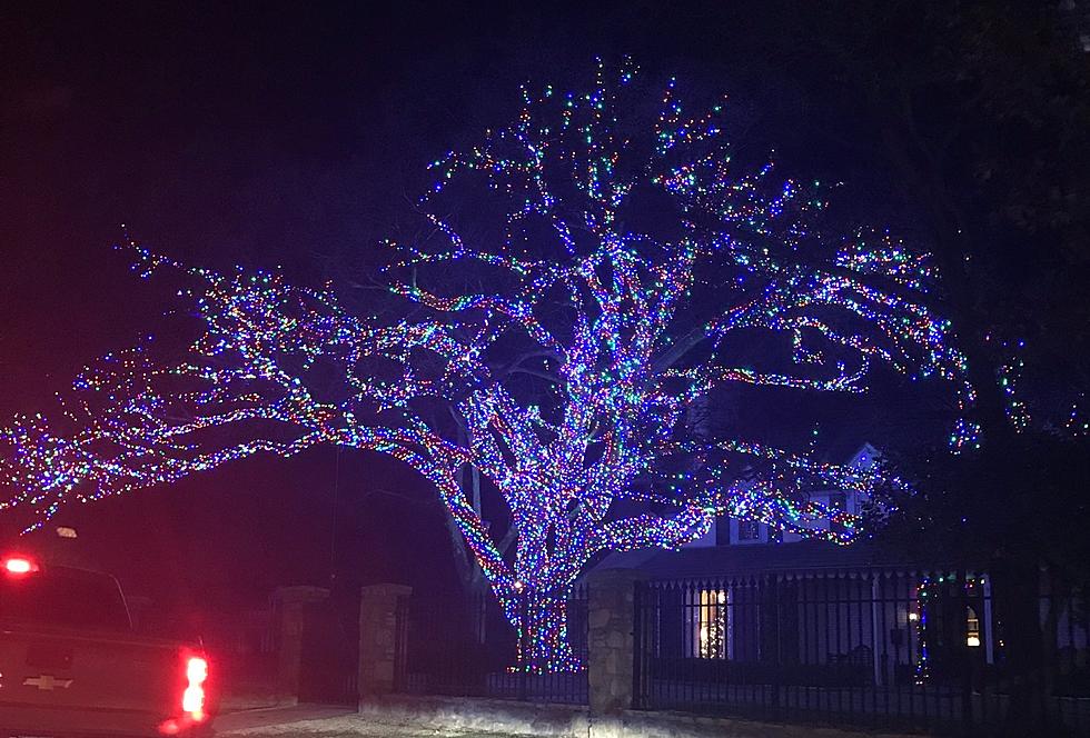 The Spectacular Christmas Lights Of Wolflin In Amarillo