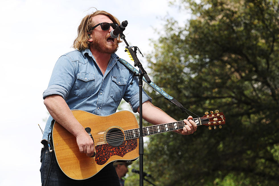 Get Ready to Kick It in Canyon with William Clark Green Igniting a Fun-Filled Night