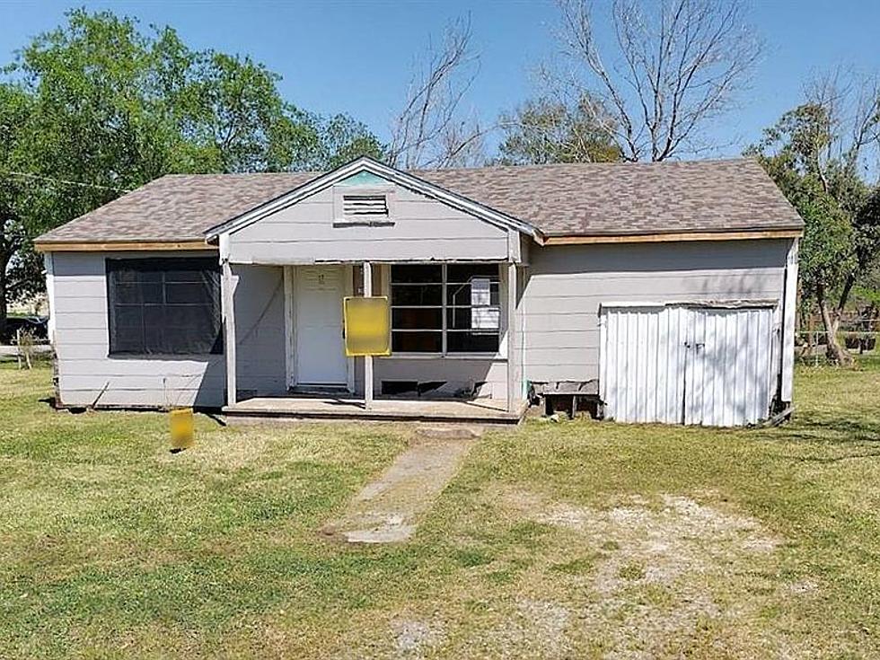 This Has Got to Be the Worst House For Sale in Texas