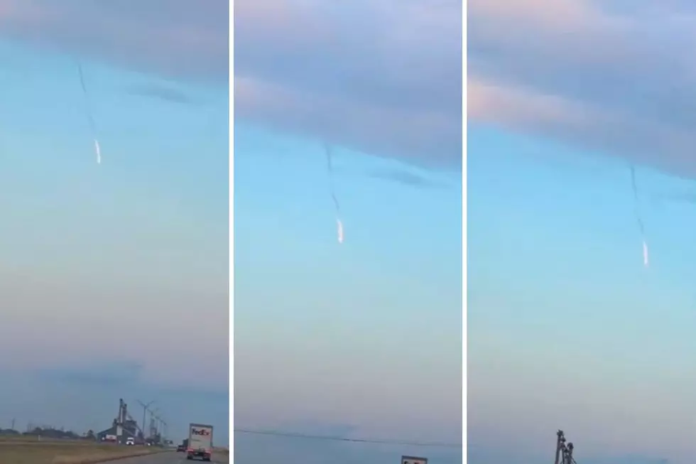 Strange Things Falling Out of the Sky in Amarillo Caught on Video