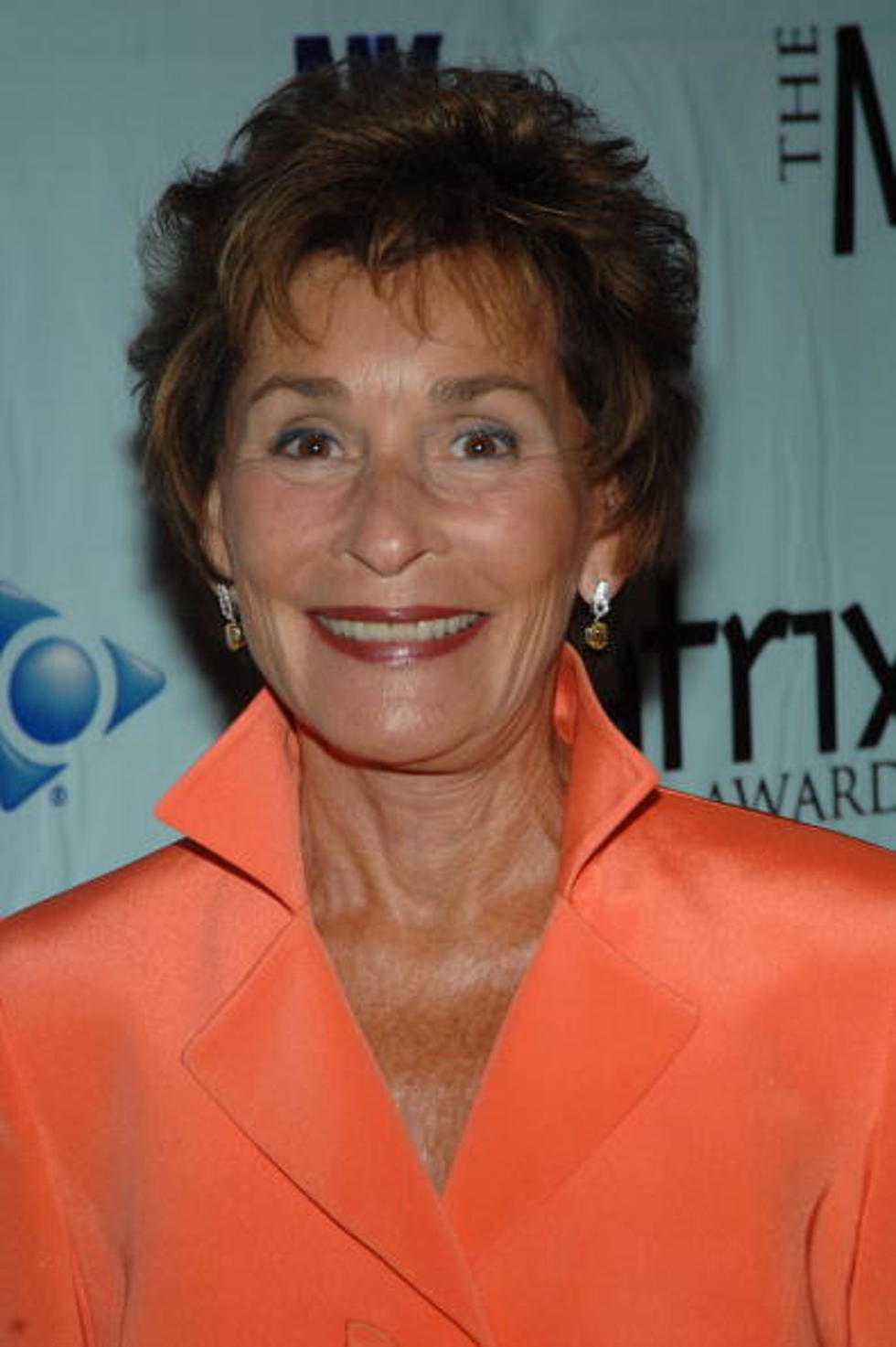 Judge Judy To Keep The Peace Through 2015; Signs New Contract CBS Television