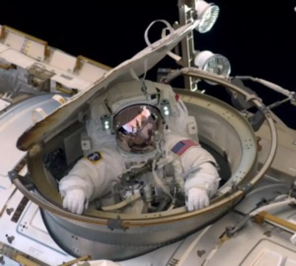 Spacewalk Almost Goes Bad When Astronaut Gets Soap In His Eye