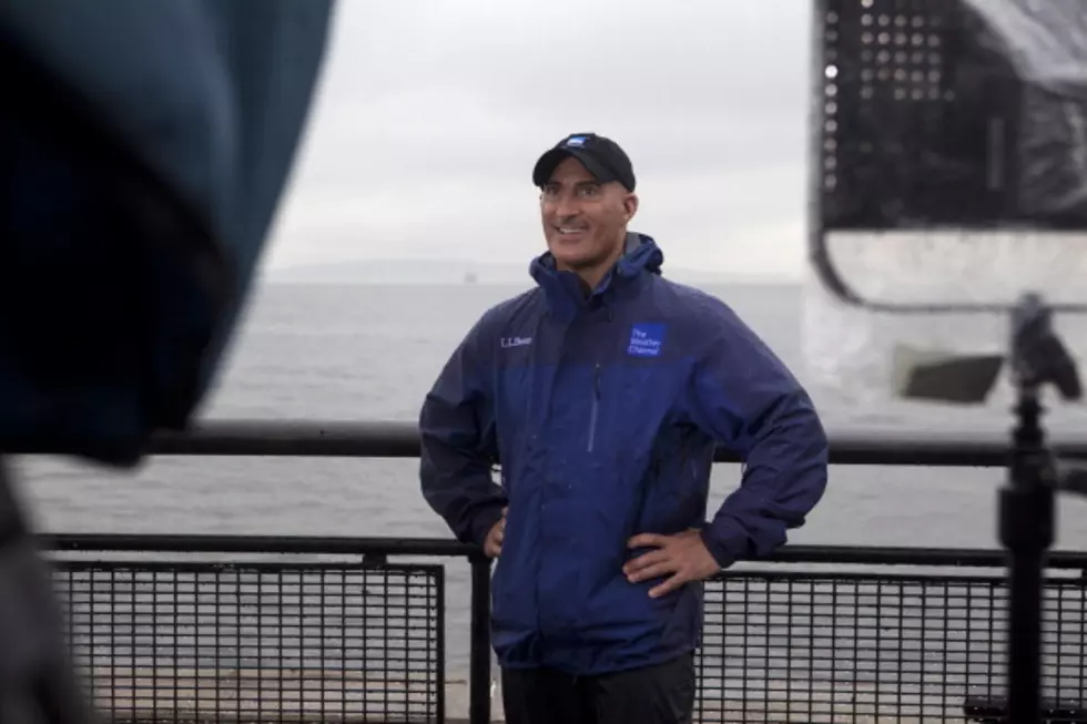Jim Cantore Of The Weathe Channel Once Again Gets Caught In Thundersnow [VIDEO]
