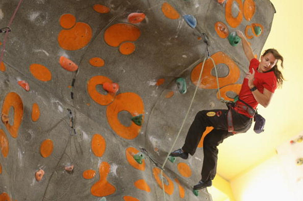 Speed Wall Climbing Should Be Olympic Sport [VIDEO]