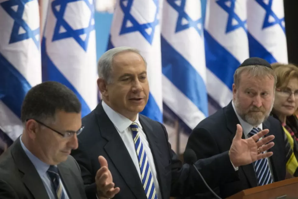 Israel Premier Fast-Tracking Peace Referendum Bill