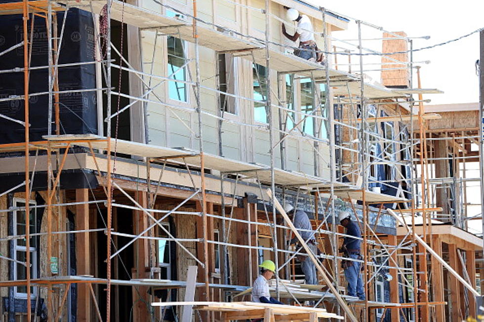 US Homebuilder Confidence Nears 8-Year High