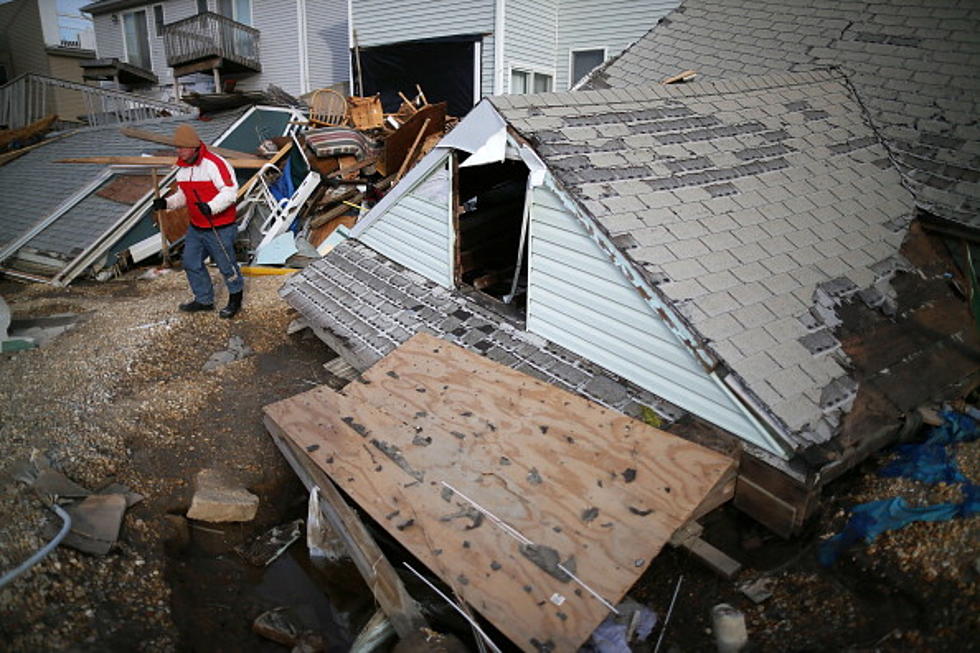 North Texas Roof Accident Kills Wife, Husband