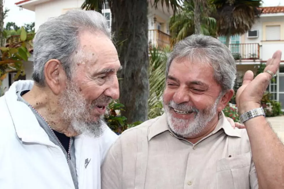 Cuba&#8217;s Fidel Castro Seen In Public For First Time In 9 Months
