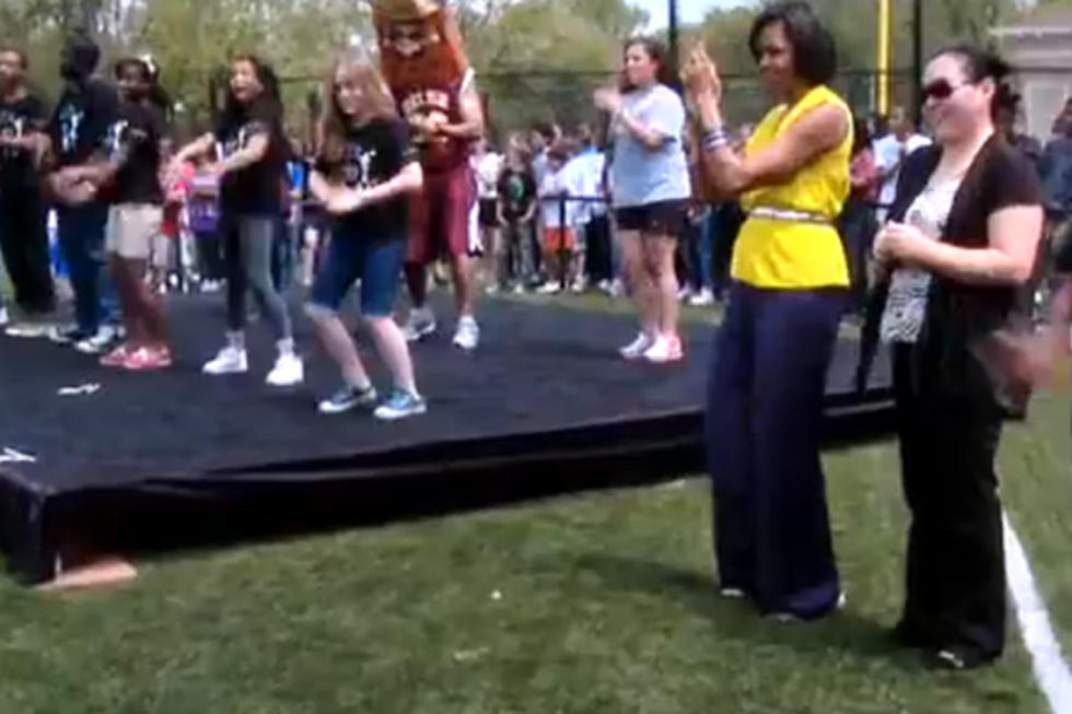 Watch Michelle Obama Do the Dougie [VIDEO]