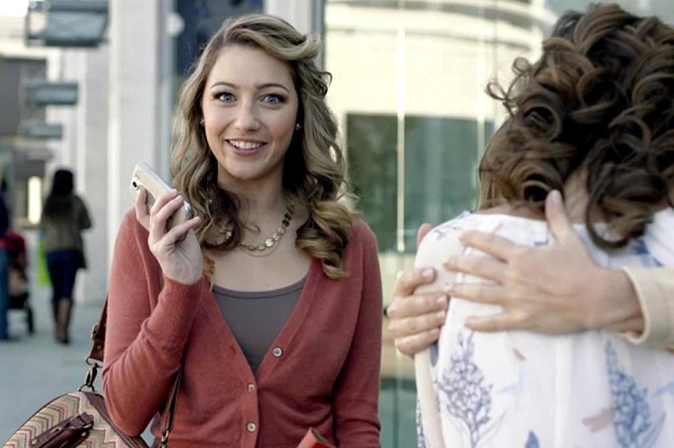 Who’s the Hot Girl in the Nokia Lumia 900 Commercial?