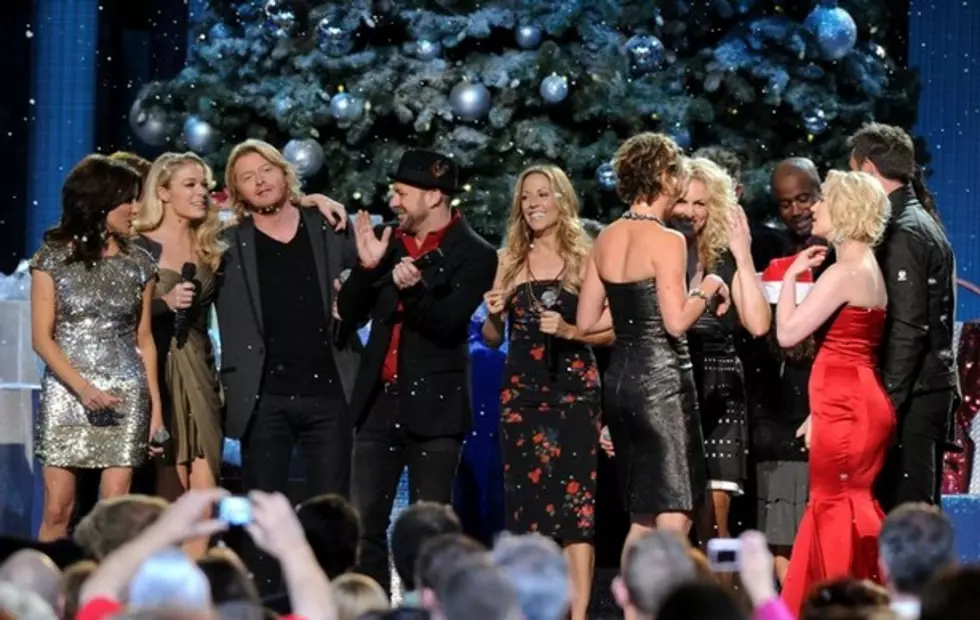 &#8216;CMA Country Christmas&#8217; Pictures