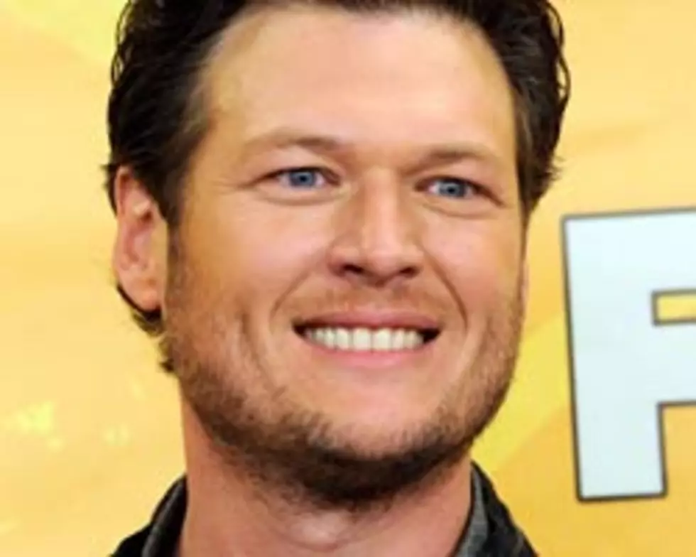 Blake Shelton Microwaves Cat + More – Today’s Tweets