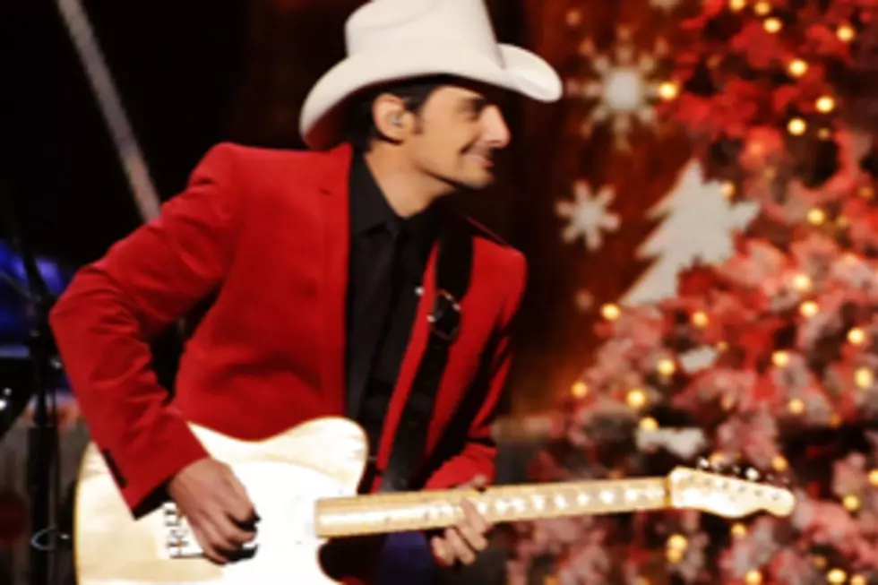 Brad Paisley Will Celebrate Christmas With Family, Toys and ‘Silent Night’