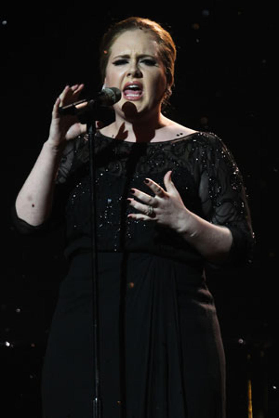 Garth Brooks and Loretta Lynn Inspire Pop Singer Adele&#8217;s New Album ‘21’
