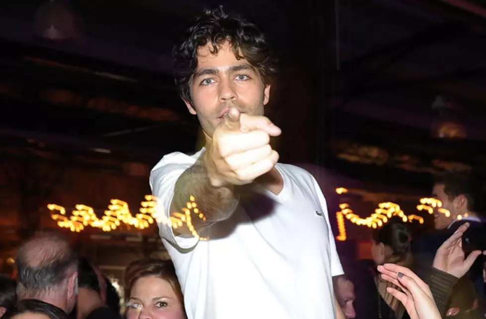 Adrian Grenier Goes Country in &#8216;A Little Like You&#8217; Video