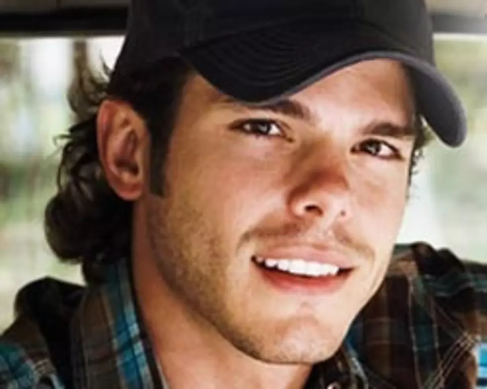 Granger Smith Has a Lead Foot + More &#8211; Today&#8217;s Tweets