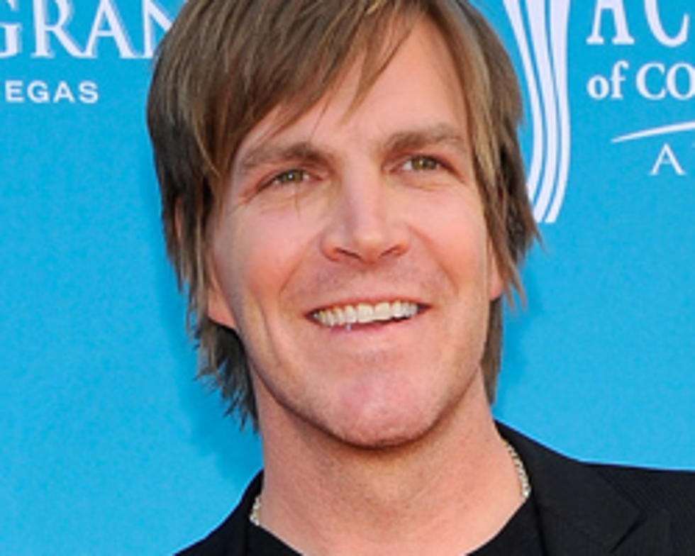 Jack Ingram’s Valentine’s Day Plans Include a Babysitter, Dinner and … the Honeymoon Suite?