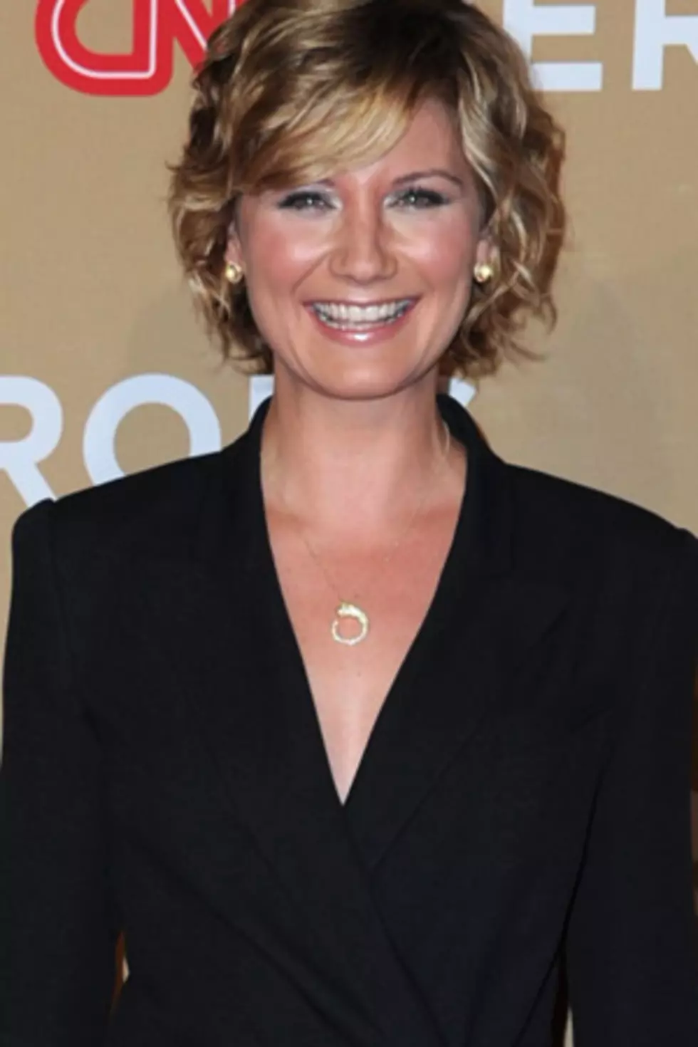 Sugarland’s Jennifer Nettles Dishes on Soup Parties and Southern Cooking