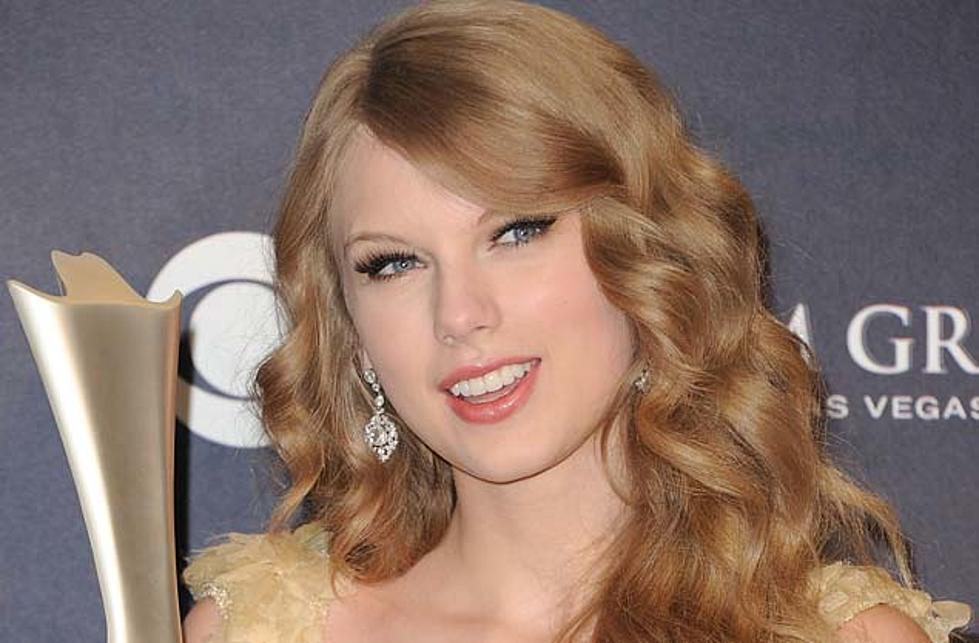 Taylor Swift Is Amazed by Fan Support, Stoked About &#8216;The Lorax&#8217;