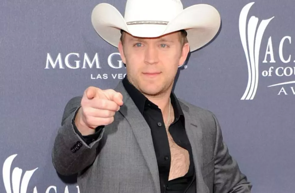 Justin Moore Shares &#8216;Outlaws Like Me&#8217; Track List