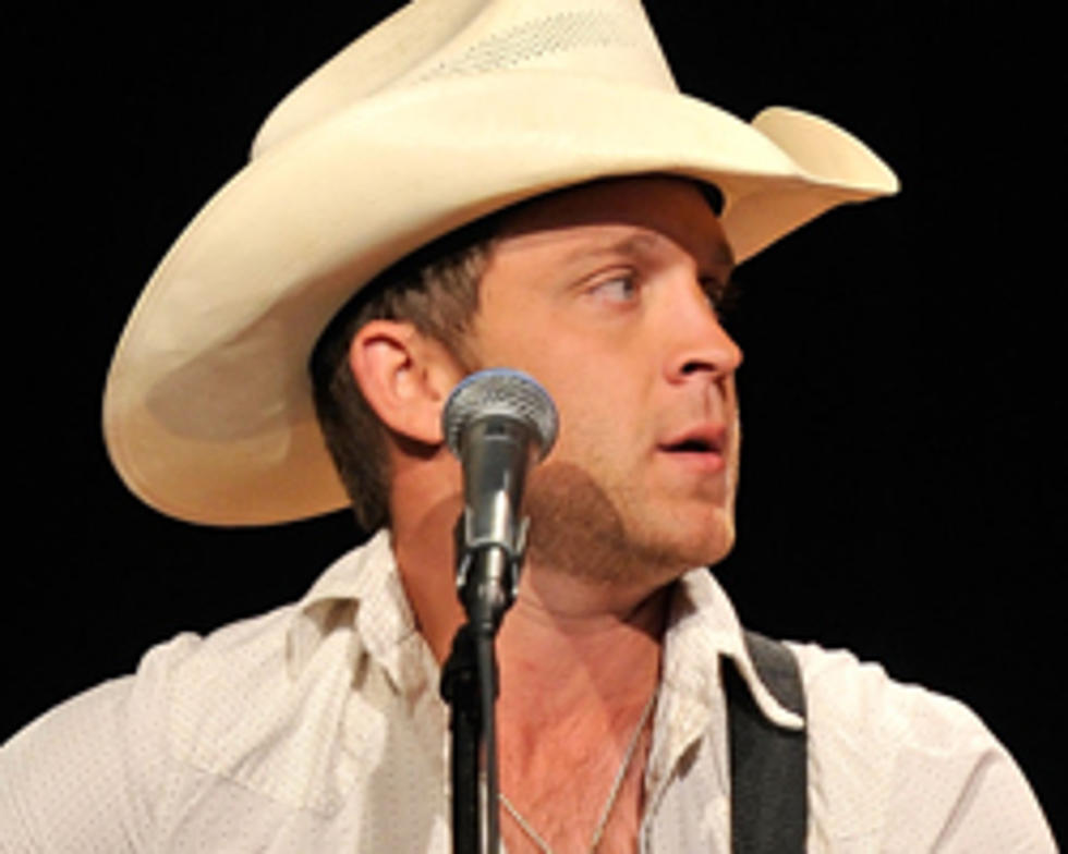 Justin Moore, &#8216;If Heaven Wasn&#8217;t So Far Away&#8217; &#8211; Lyrics Uncovered