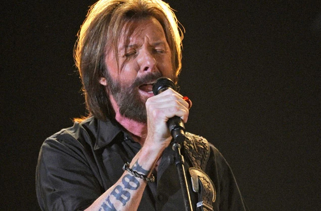 Happy birthday to the one and only Ronnie Dunn Thank you for lightin   TikTok