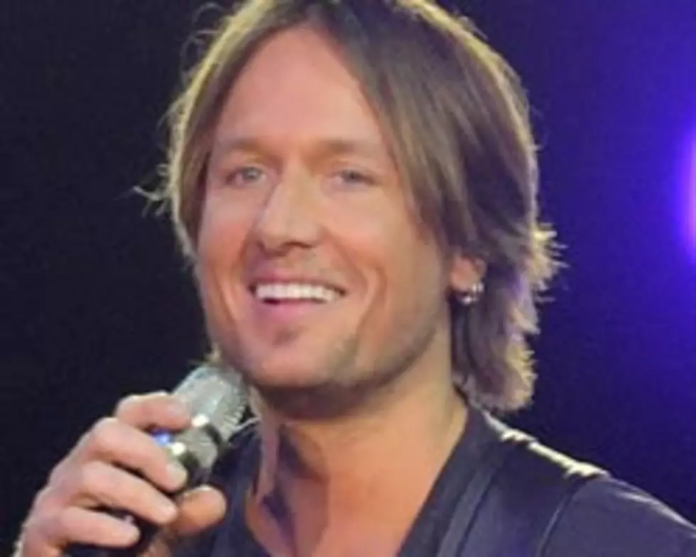 Keith Urban’s Hand Chair Has Been Returned to Its Rightful Owner