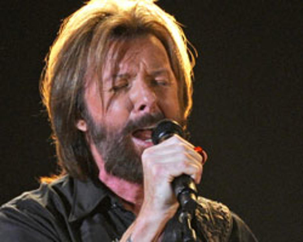 Ronnie Dunn Sets a Blaze With New &#8216;Love Owes Me One&#8217; Video