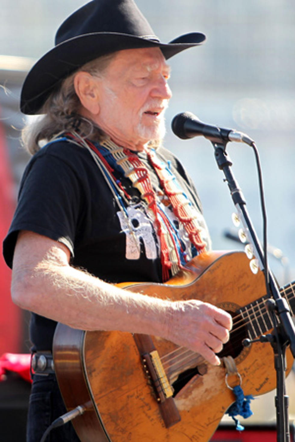 Willie Nelson&#8217;s Farm Aid 2011 Date and Location Announced