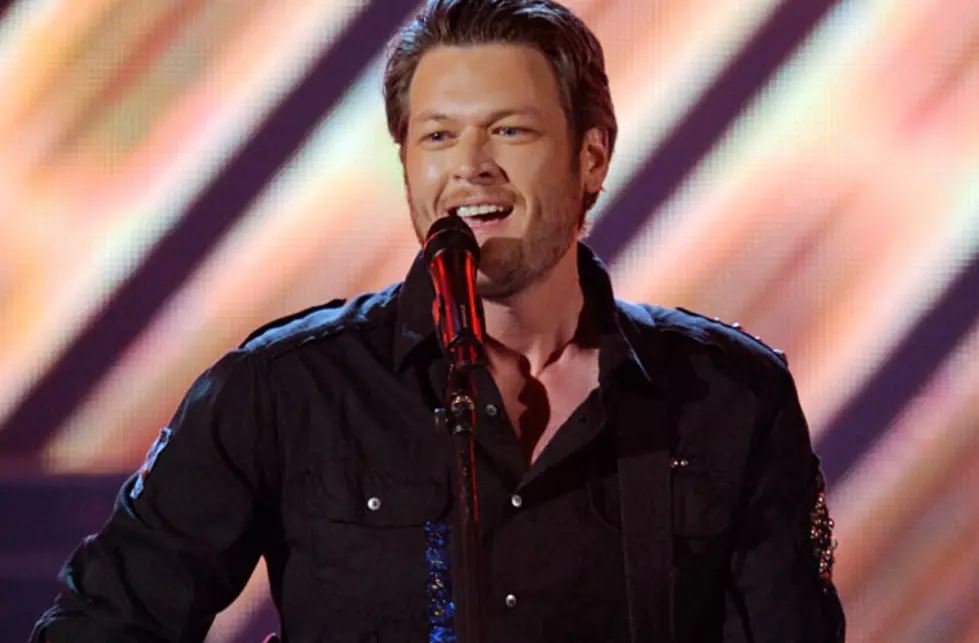 Blake Shelton Buzzes to No. 1 on the Singles Chart With &#8216;Honey Bee&#8217;