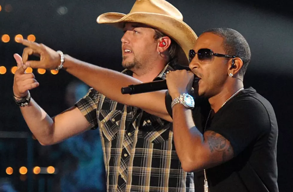 Jason Aldean and Rapper Ludacris Tear Up the 2011 CMT Music Awards With &#8216;Dirt Road Anthem&#8217;