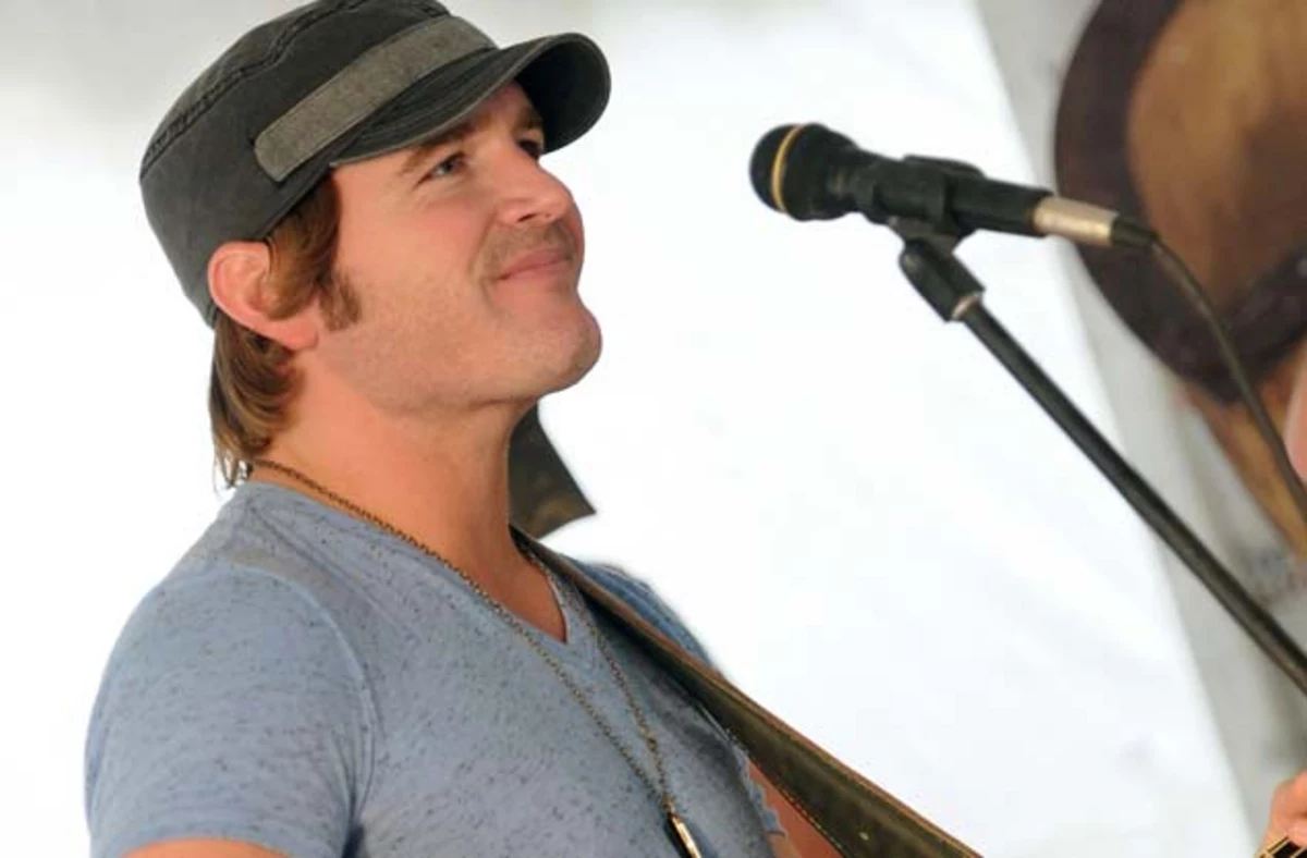 Jerrod Niemann Celebrates Drinking Culture With New ‘One More Drinkin ...