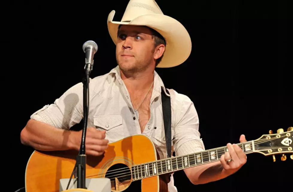 Justin Moore Reaches No. 1 With &#8216;If Heaven Wasn&#8217;t So Far Away&#8217;