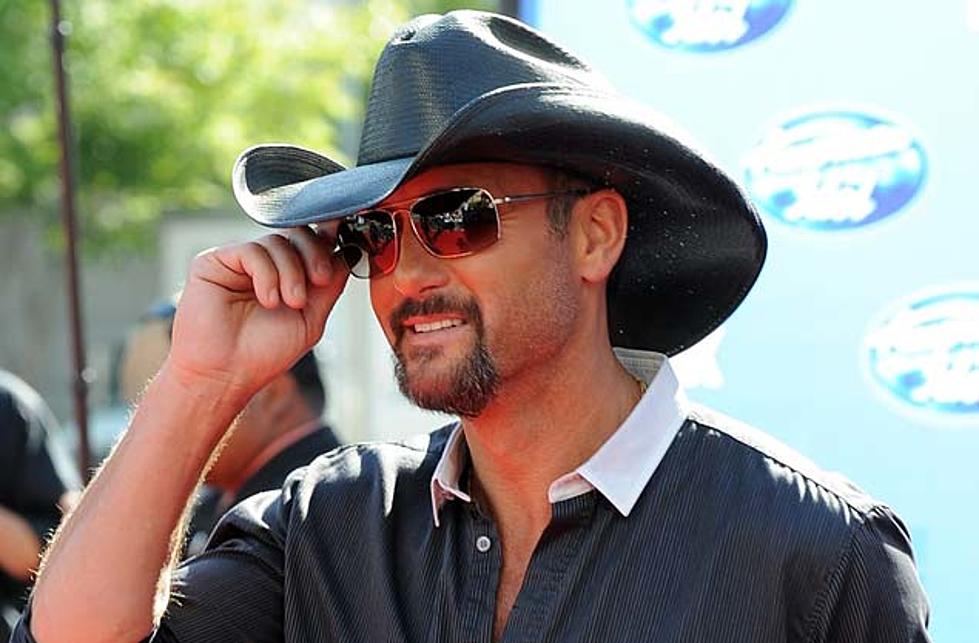 Tim McGraw Breaks His Foot on Tour
