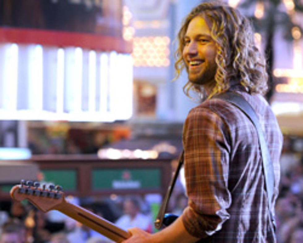 Casey James Talks New Music, Writing With Sugarland’s Kristian Bush and Having Randy Owen as a Mentor