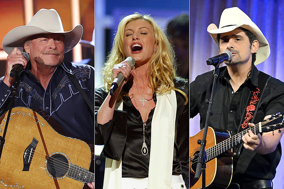 25 Perfect Wedding Anniversary Songs for a Country Music Couple