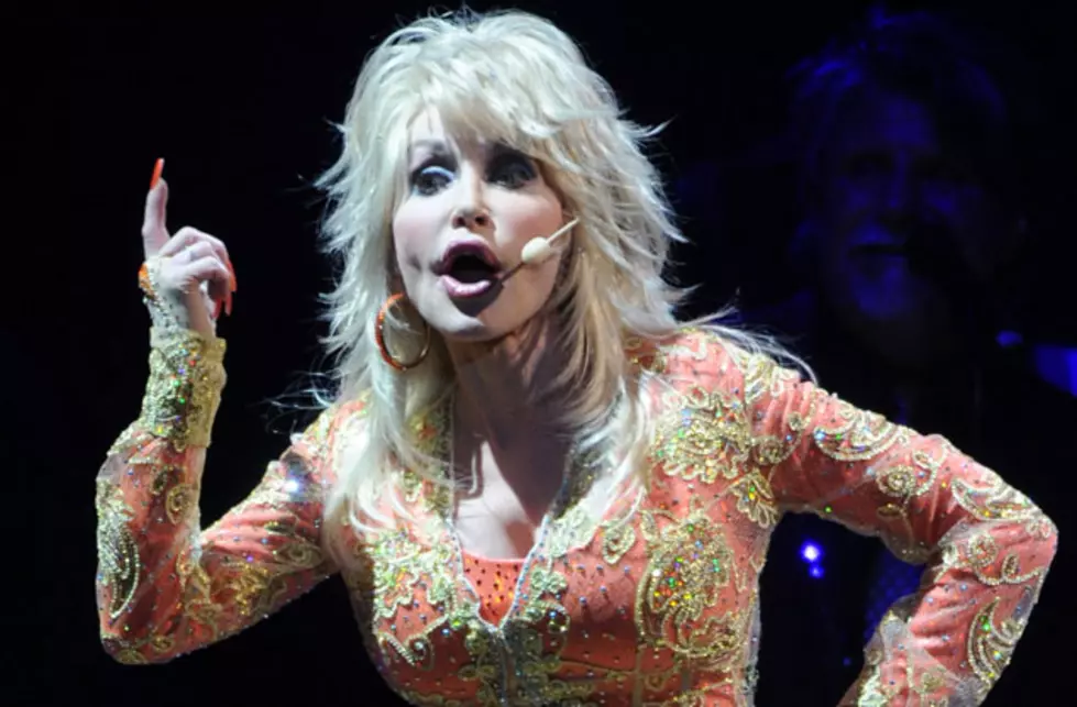 Dolly Parton Says She’s ‘Truly Sorry’ About Dollywood T-Shirt Incident