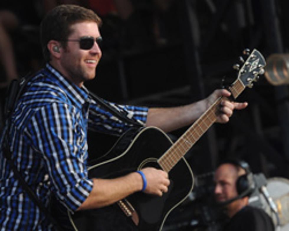 Josh Turner Talks New Music, Speeding Home for Church and the Good and Bad in Meeting Your Heroes