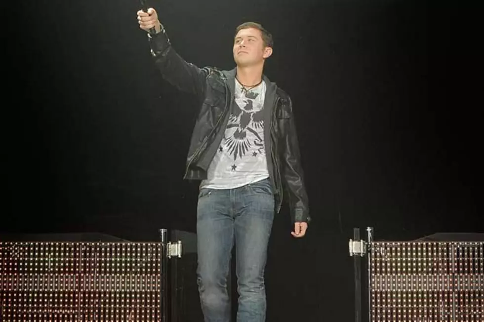 Scotty McCreery Fights a Lingering Cough to Talk to Fans