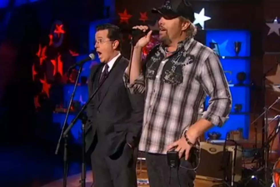 Toby Keith Talks Politics, Performs &#8216;The Star-Spangled Banner&#8217; With Stephen Colbert