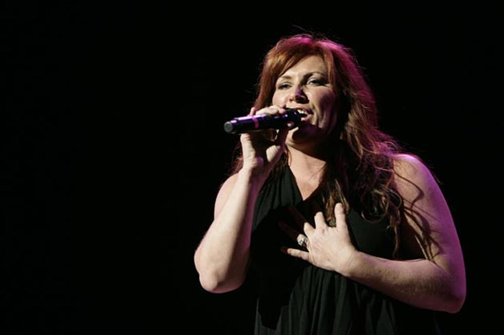 Jo Dee Messina Announces Baby No. 2 Is on the Way