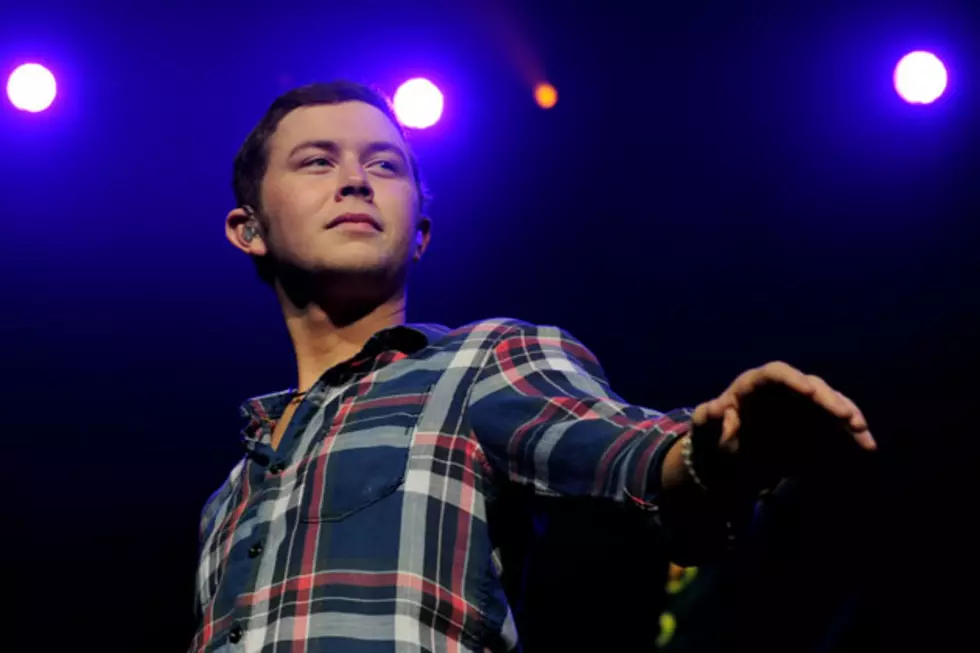 Scotty McCreery Inducted Into the Showdown Hall of Fame