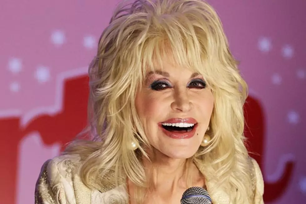 Dolly Parton Calls Herself a &#8216;Gypsy&#8217; Who Loves to Tour