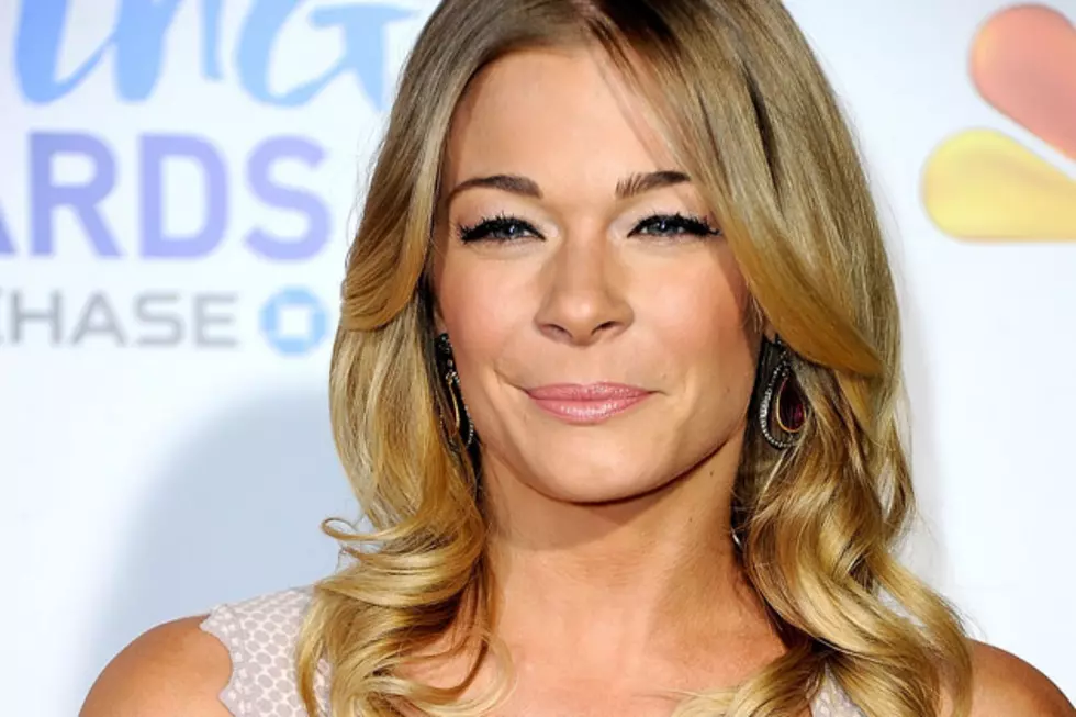 No. 31: LeAnn Rimes, ‘Put a Little Holiday in Your Heart’ – Top 50 Country Christmas Songs