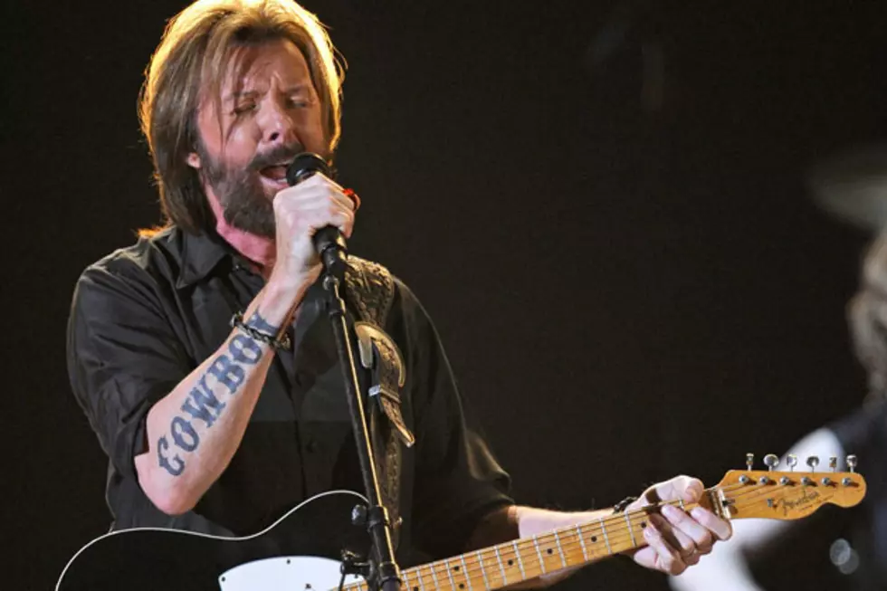 Ronnie Dunn Drops Fired-Up New ‘Let the Cowboy Rock’ Video